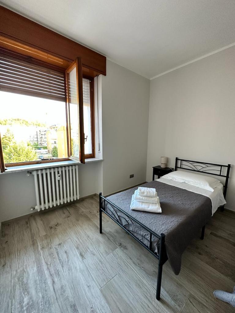 Ca Rosas - Appartamento Alba Alba  Zewnętrze zdjęcie